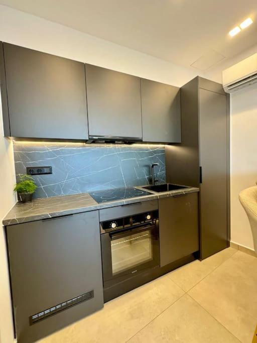 Bluemotion - Cityview Pireus Exteriör bild